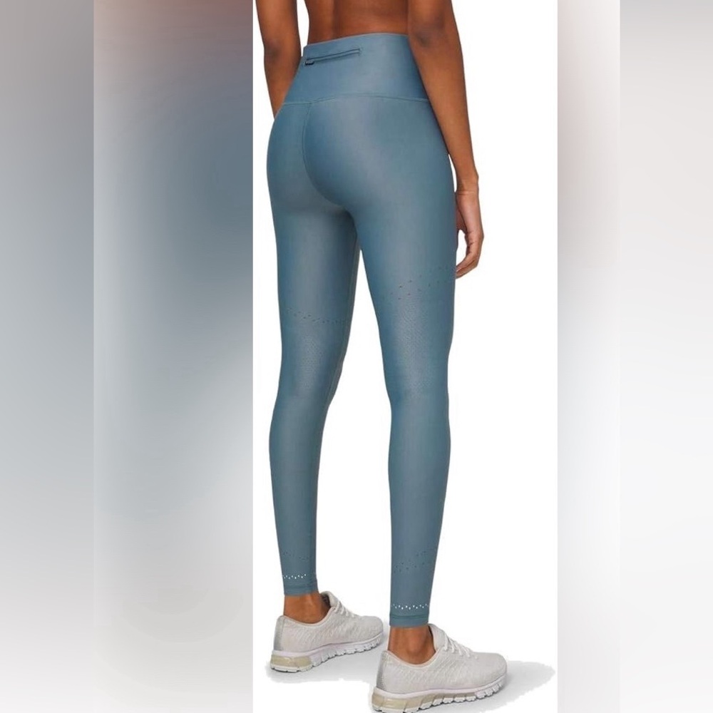 Lululemon Zoned In Tight 27" *SenseKnit Size 4